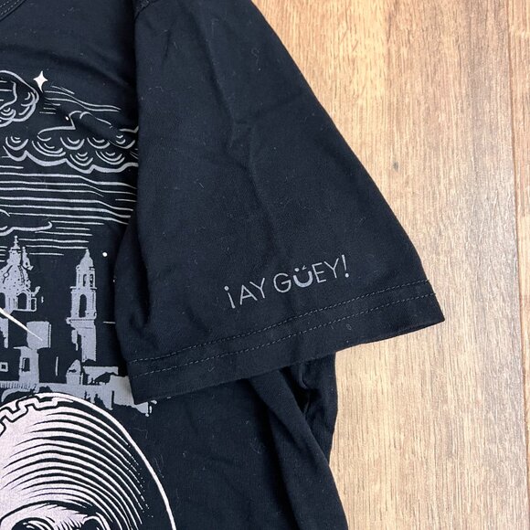 Ay Guey Skeleton Space Ship Glow in the Dark Tee Sz S - Picture 4 of 8